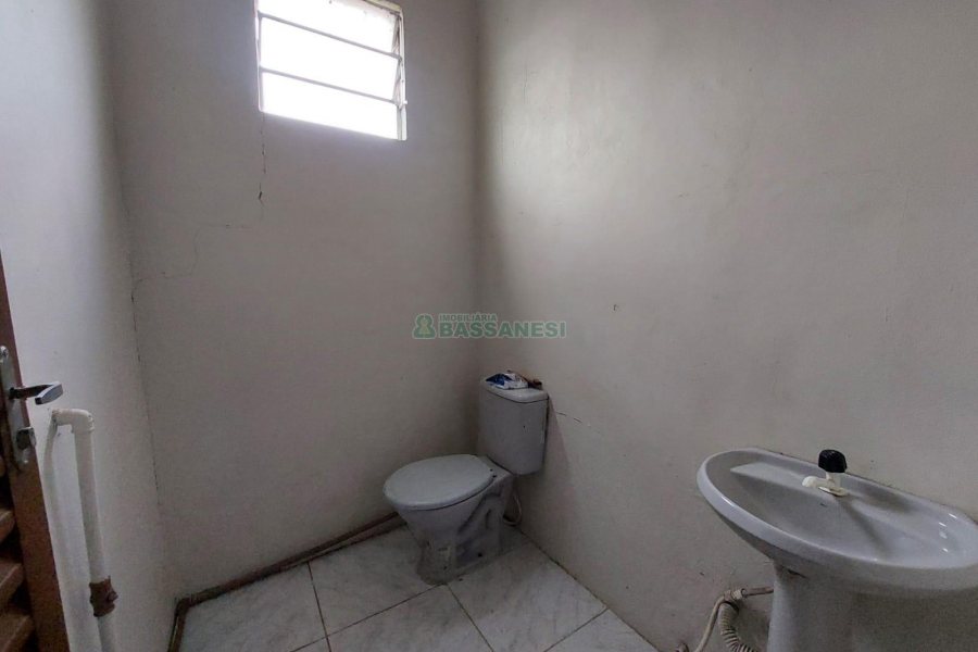 Loja com 90m², no bairro Centenário em Caxias do Sul para Alugar