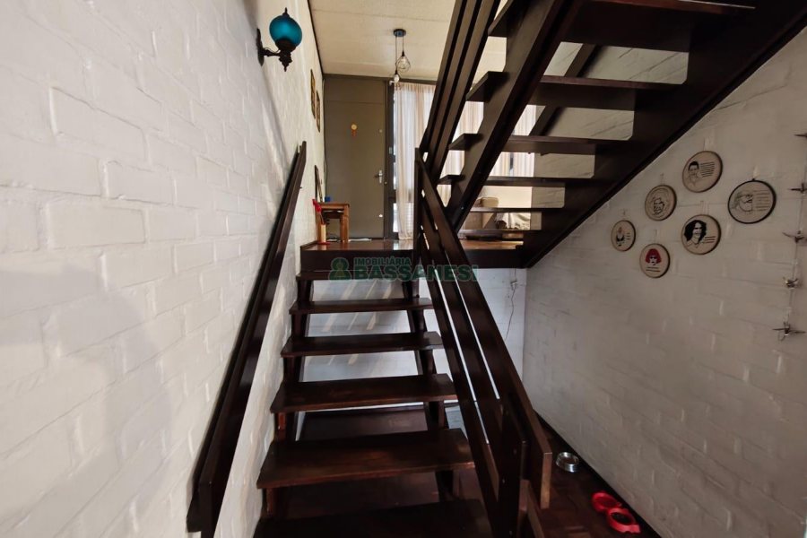 Casa com 154m², 3 dormitórios, no bairro Jardelino Ramos em Caxias do Sul para Comprar