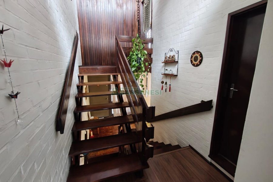 Casa com 154m², 3 dormitórios, no bairro Jardelino Ramos em Caxias do Sul para Comprar