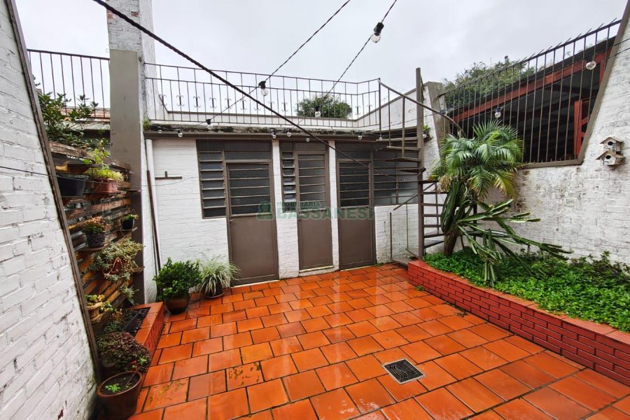 Casa com 154m², 3 dormitórios, no bairro Jardelino Ramos em Caxias do Sul para Comprar
