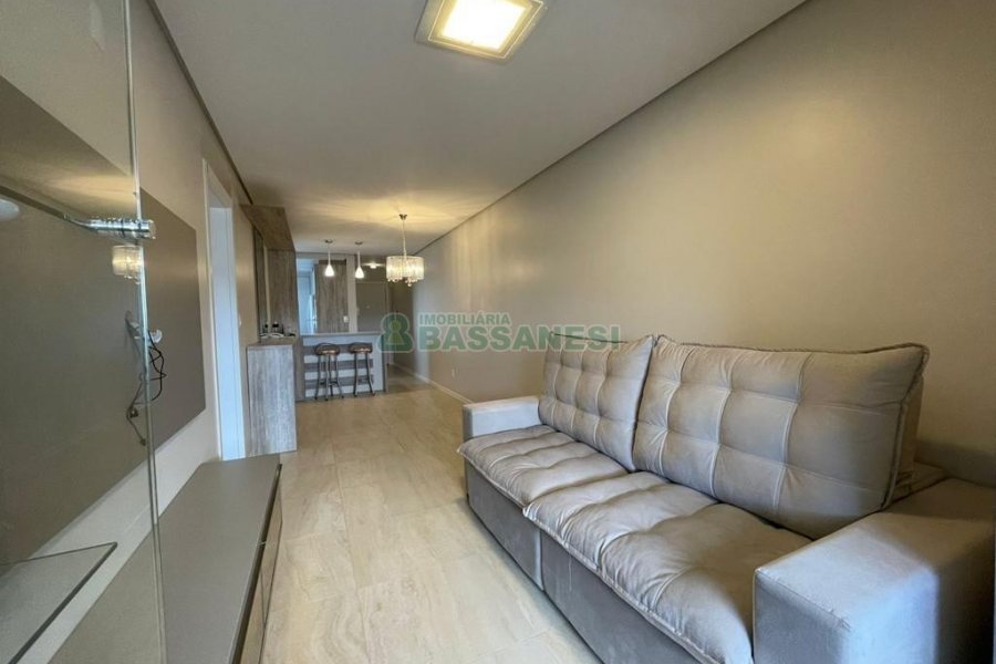 Apto Mobiliado com 83m², 2 dormitórios, 1 vaga, no bairro Jardim América em Caxias do Sul para Alugar