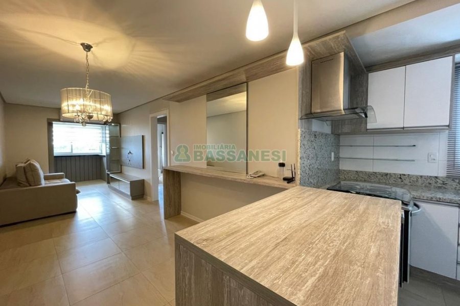 Apto Mobiliado com 83m², 2 dormitórios, 1 vaga, no bairro Jardim América em Caxias do Sul para Alugar