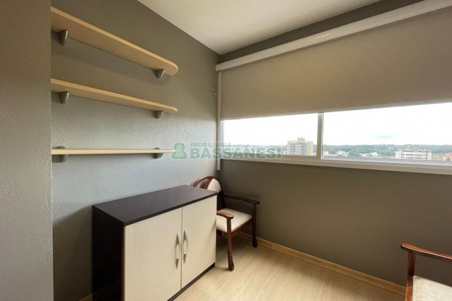 Apto Mobiliado com 83m², 2 dormitórios, 1 vaga, no bairro Jardim América em Caxias do Sul para Alugar