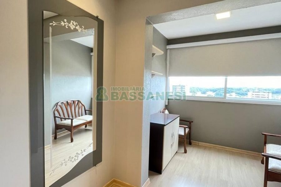 Apto Mobiliado com 83m², 2 dormitórios, 1 vaga, no bairro Jardim América em Caxias do Sul para Alugar