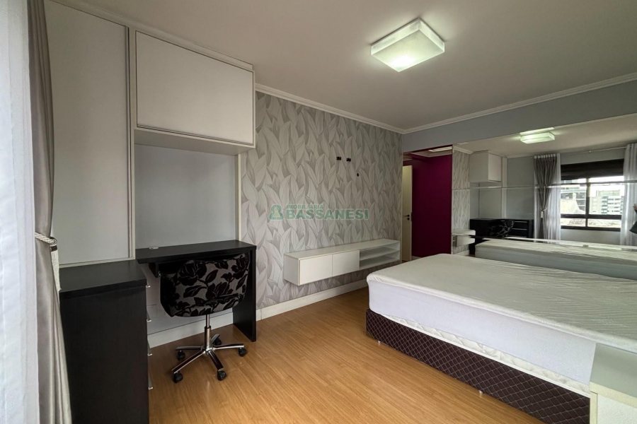 Apto Mobiliado com 126m², 3 dormitórios, 1 vaga, no bairro São Pelegrino em Caxias do Sul para Alugar