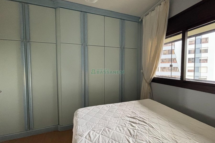 Apto Mobiliado com 126m², 3 dormitórios, 1 vaga, no bairro São Pelegrino em Caxias do Sul para Alugar