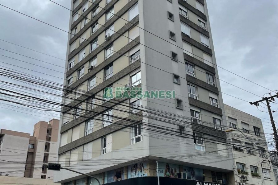 Apartamento com 82m², 2 dormitórios, no bairro São Pelegrino em Caxias do Sul para Alugar