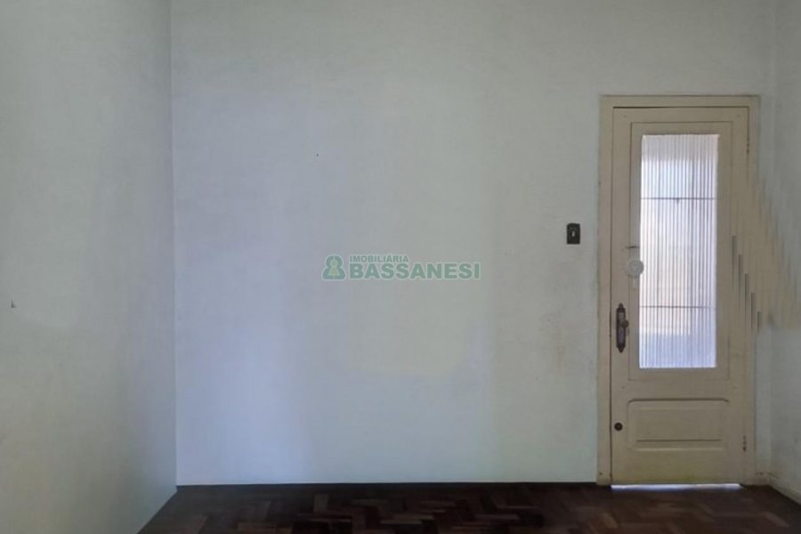 Apto Mobiliado com 185m², 4 dormitórios, no bairro Centro em Caxias do Sul para Alugar