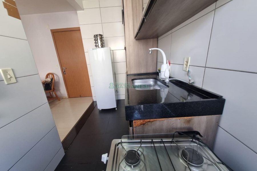 Apto Mobiliado com 52m², 2 dormitórios, 1 vaga, no bairro Bela Vista em Caxias do Sul para Alugar