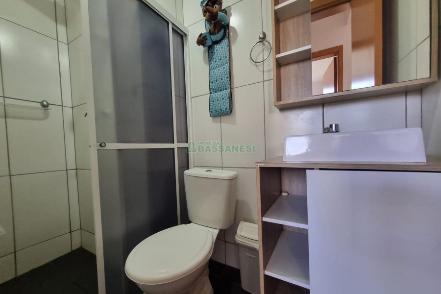 Apto Mobiliado com 52m², 2 dormitórios, 1 vaga, no bairro Bela Vista em Caxias do Sul para Alugar