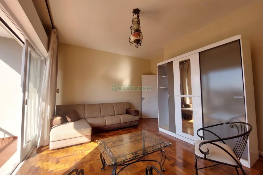 Apartamento, 2 dormitórios, no bairro Centro em Caxias do Sul para Alugar