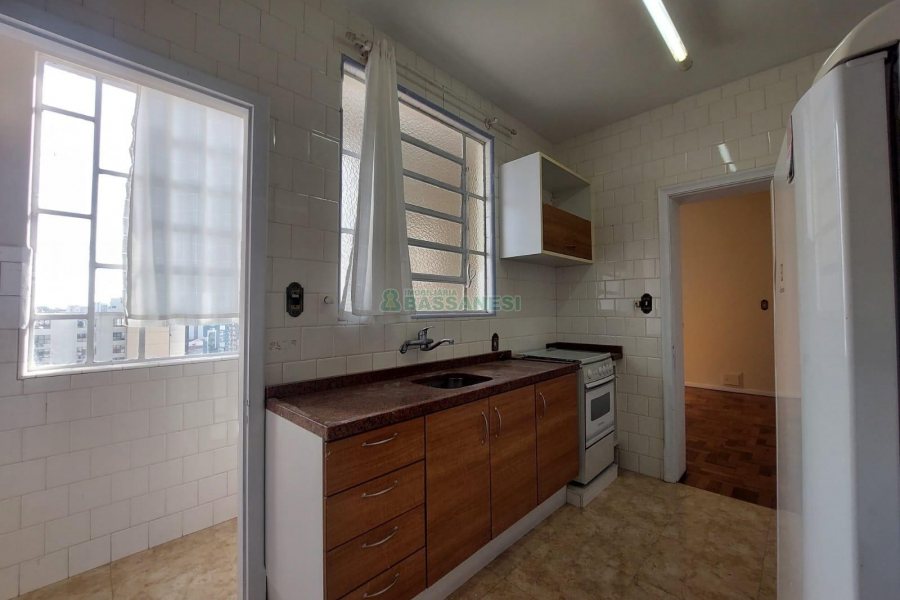 Apartamento, 2 dormitórios, no bairro Centro em Caxias do Sul para Alugar