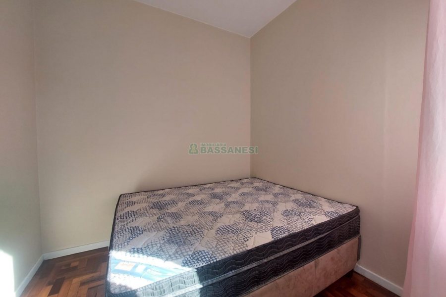 Apartamento, 2 dormitórios, no bairro Centro em Caxias do Sul para Alugar
