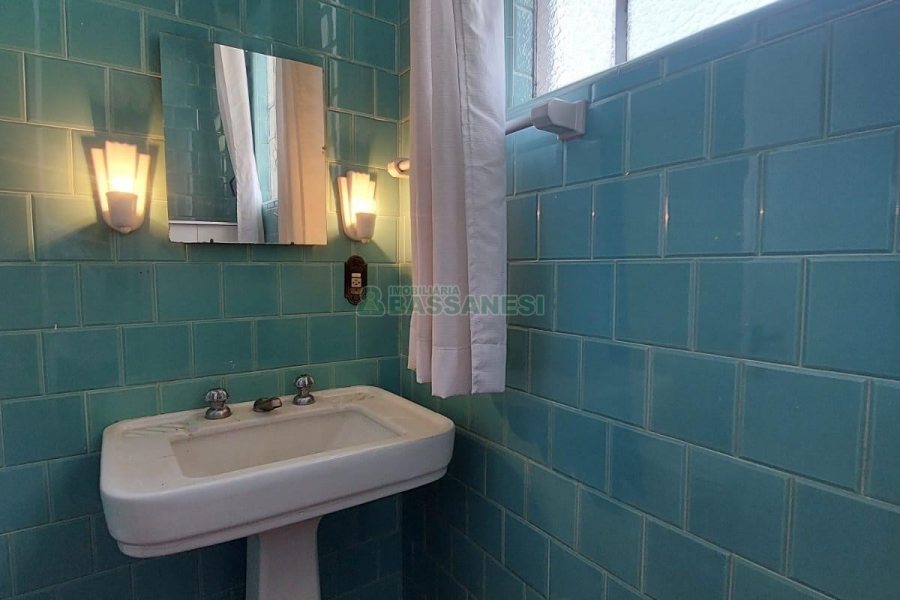 Apartamento, 2 dormitórios, no bairro Centro em Caxias do Sul para Alugar