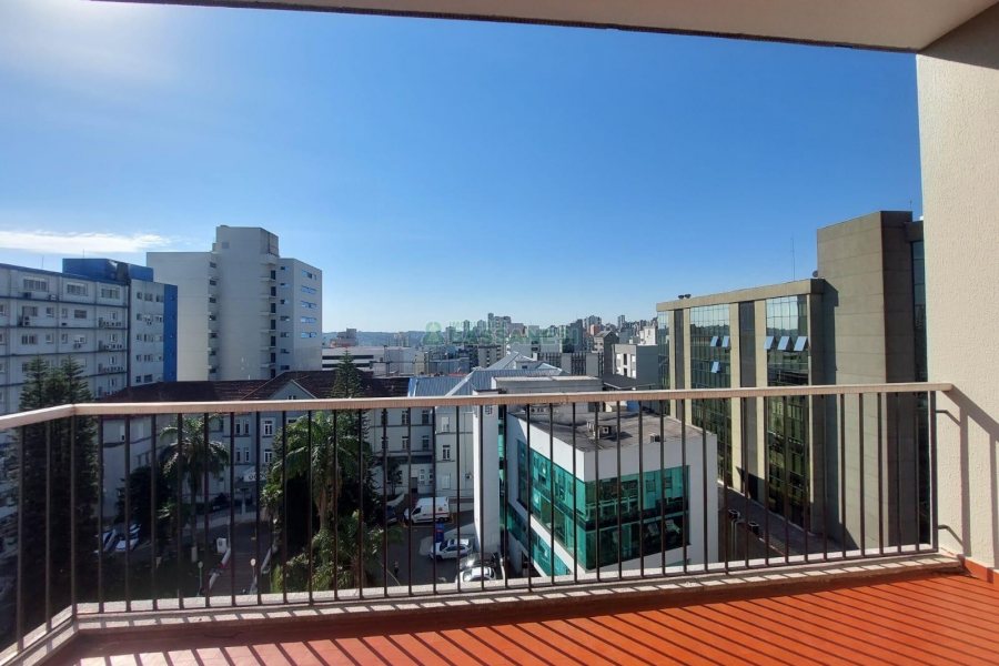 Apartamento, 2 dormitórios, no bairro Centro em Caxias do Sul para Alugar