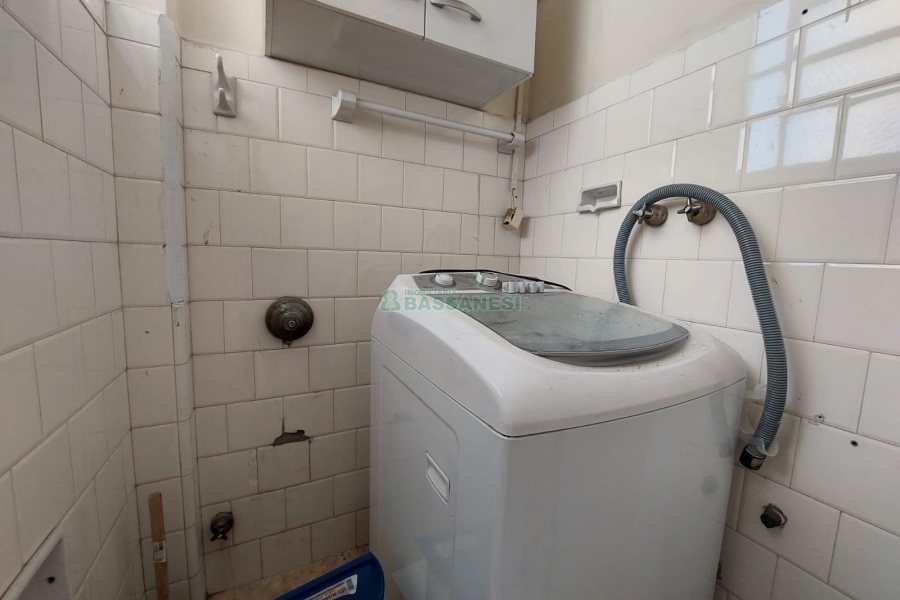 Apartamento, 2 dormitórios, no bairro Centro em Caxias do Sul para Alugar