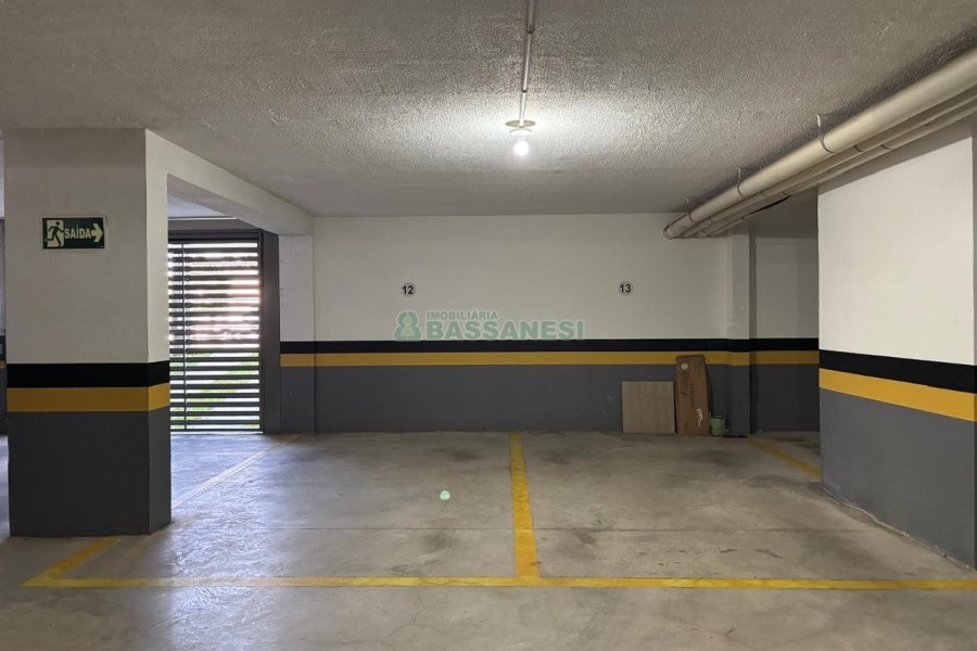 Apto Mobiliado com 98m², 2 dormitórios, 2 vagas, no bairro Jardim América em Caxias do Sul para Alugar