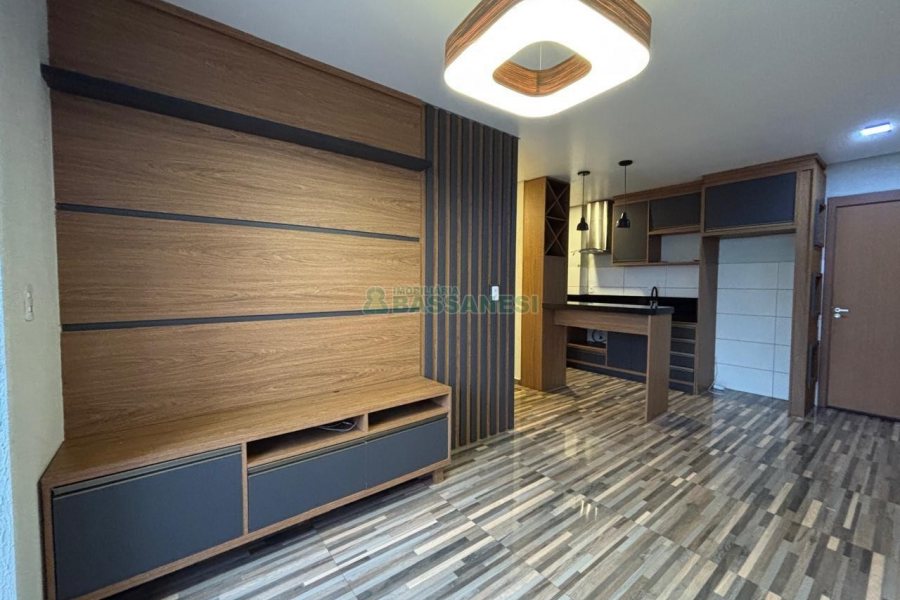 Apartamento com 53m², 2 dormitórios, 1 vaga, no bairro São Leopoldo em Caxias do Sul para Alugar