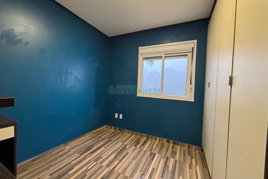 Apartamento com 53m², 2 dormitórios, 1 vaga, no bairro São Leopoldo em Caxias do Sul para Alugar