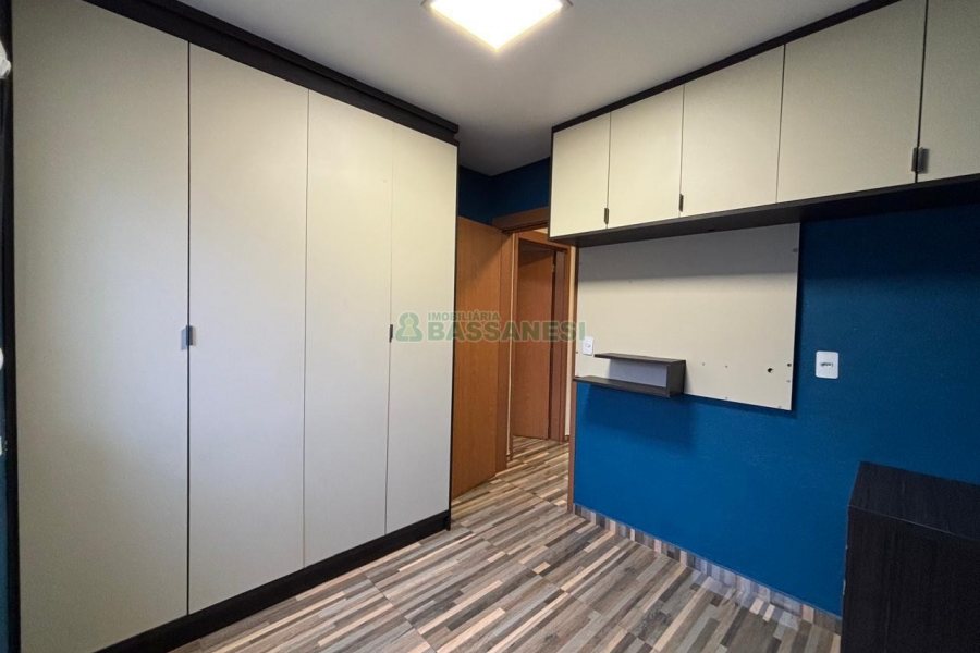 Apartamento com 53m², 2 dormitórios, 1 vaga, no bairro São Leopoldo em Caxias do Sul para Alugar
