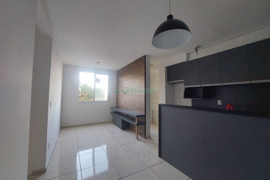 Apartamento com 77m², 2 dormitórios, 1 vaga, no bairro De Zorzi em Caxias do Sul para Alugar