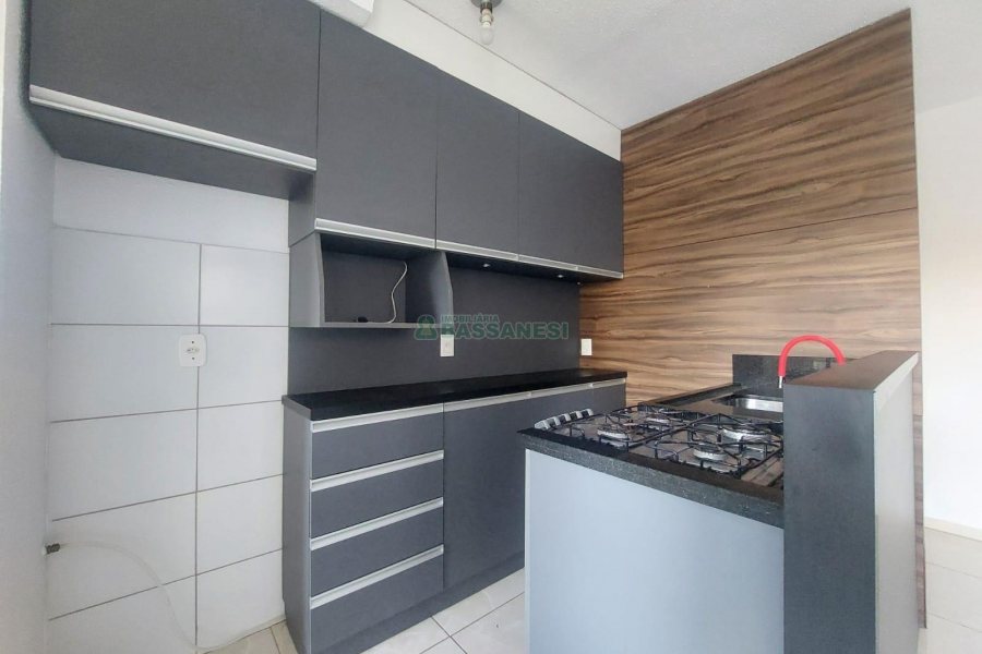 Apartamento com 77m², 2 dormitórios, 1 vaga, no bairro De Zorzi em Caxias do Sul para Alugar