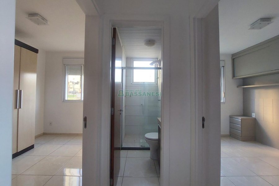 Apartamento com 77m², 2 dormitórios, 1 vaga, no bairro De Zorzi em Caxias do Sul para Alugar