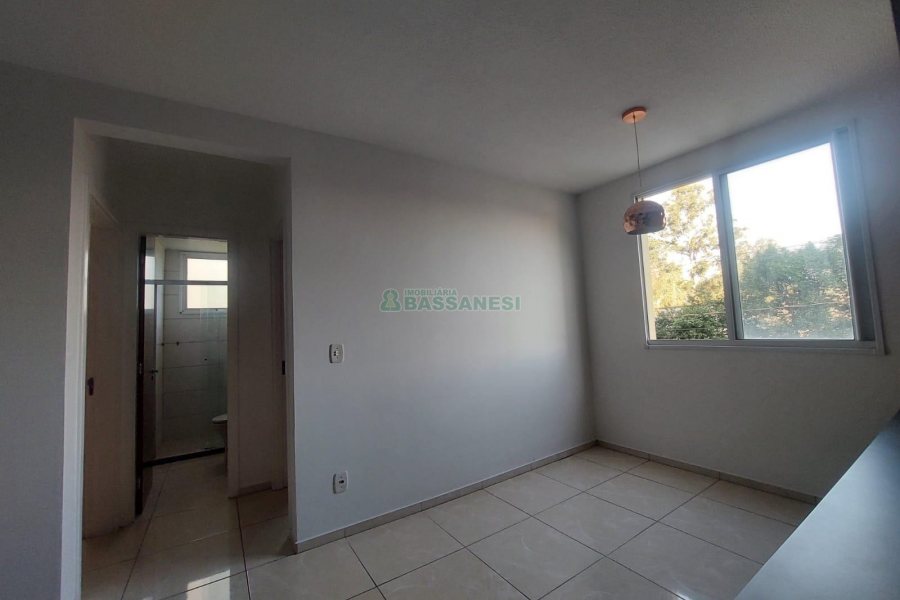 Apartamento com 77m², 2 dormitórios, 1 vaga, no bairro De Zorzi em Caxias do Sul para Alugar