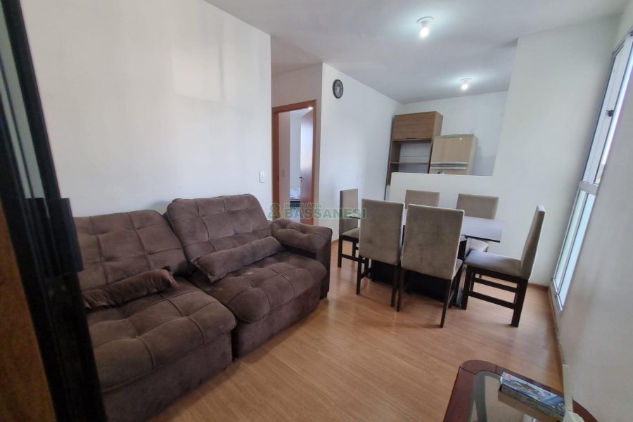 Apto Mobiliado com 40m², 2 dormitórios, 1 vaga, no bairro Presidente Vargas em Caxias do Sul para Alugar