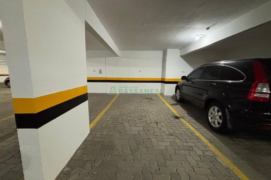 Apartamento com 47m², 3 dormitórios, 1 vaga, no bairro Lourdes em Caxias do Sul para Alugar