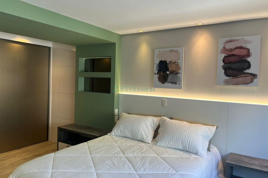 Apto Mobiliado com 146m², 3 dormitórios, 3 vagas, no bairro Jardim América em Caxias do Sul para Comprar