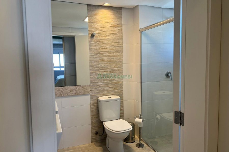 Apto Mobiliado com 146m², 3 dormitórios, 3 vagas, no bairro Jardim América em Caxias do Sul para Comprar