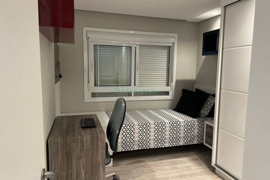 Apto Mobiliado com 146m², 3 dormitórios, 3 vagas, no bairro Jardim América em Caxias do Sul para Comprar