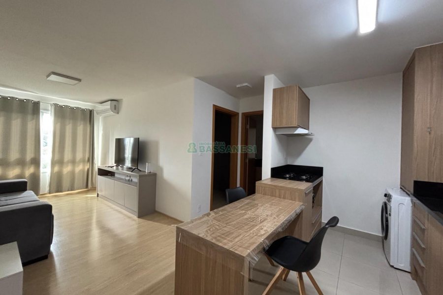Apartamento com 68m², 2 dormitórios, 1 vaga, no bairro Madureira em Caxias do Sul para Alugar