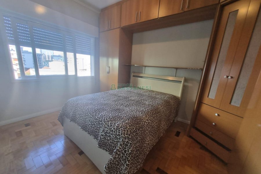 Apto Mobiliado com 85m², 2 dormitórios, 1 vaga, no bairro Exposição em Caxias do Sul para Alugar