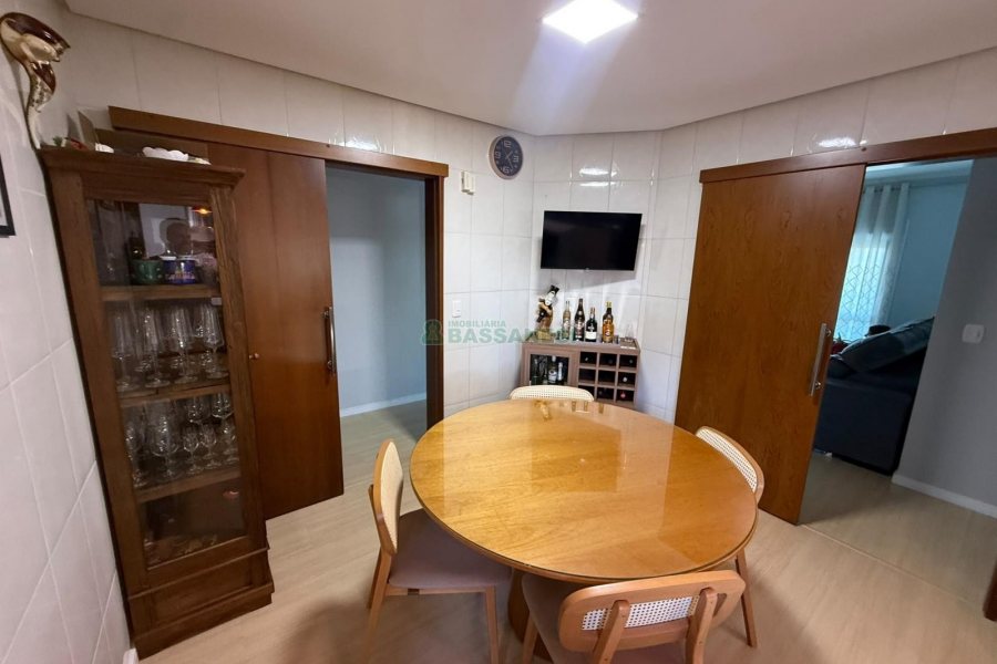 Apartamento com 106m², 3 dormitórios, 2 vagas, no bairro Bela Vista em Caxias do Sul para Comprar
