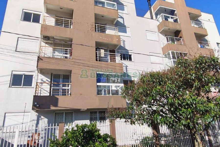 Apartamento com 49m², 2 dormitórios, 1 vaga, no bairro De Lazzer em Caxias do Sul para Comprar