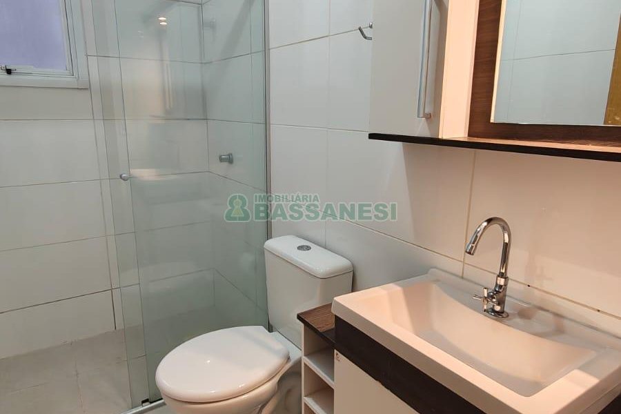 Apartamento com 49m², 2 dormitórios, 1 vaga, no bairro De Lazzer em Caxias do Sul para Comprar