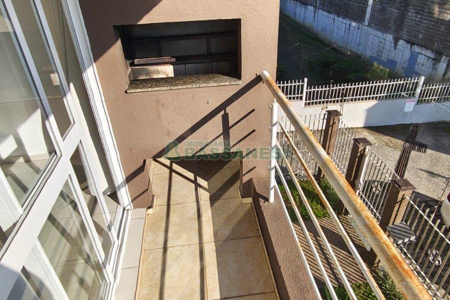 Apartamento com 49m², 2 dormitórios, 1 vaga, no bairro De Lazzer em Caxias do Sul para Comprar