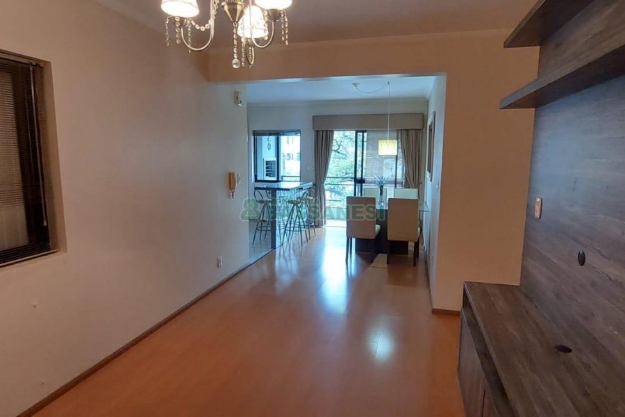 Apartamento com 106m², 3 dormitórios, 1 vaga, no bairro Centro em Caxias do Sul para Alugar
