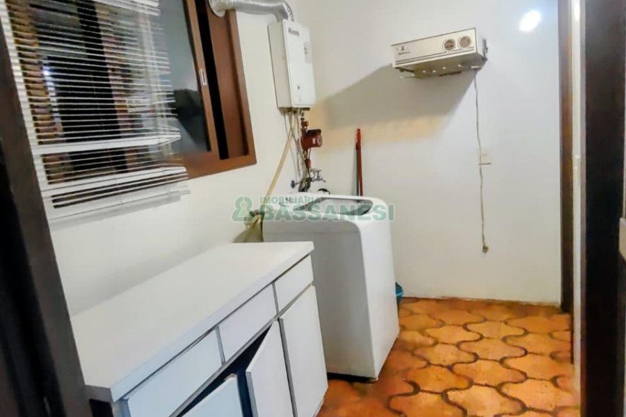 Apto/Cobertura com 116m², 3 dormitórios, 2 vagas, no bairro Centro em Caxias do Sul para Comprar