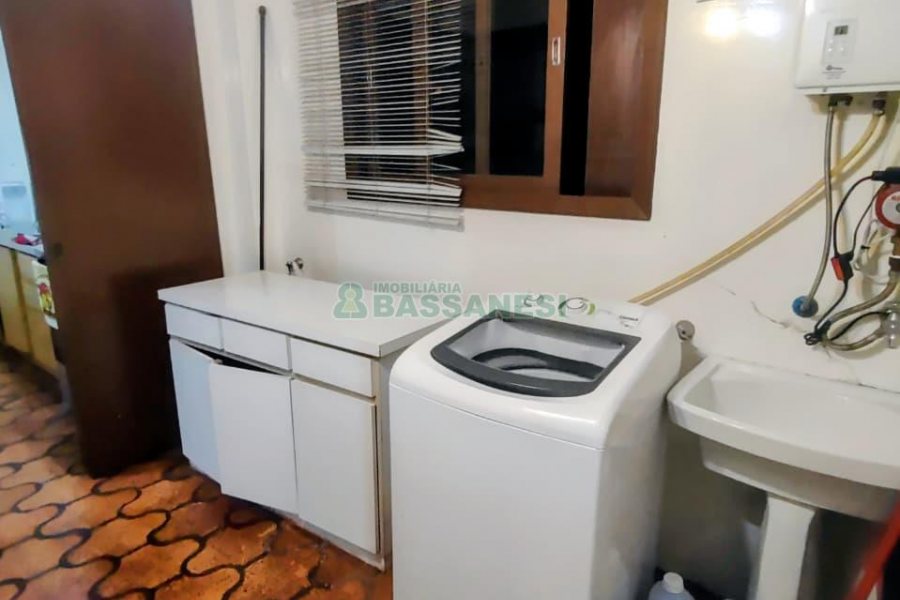 Apto/Cobertura com 116m², 3 dormitórios, 2 vagas, no bairro Centro em Caxias do Sul para Comprar