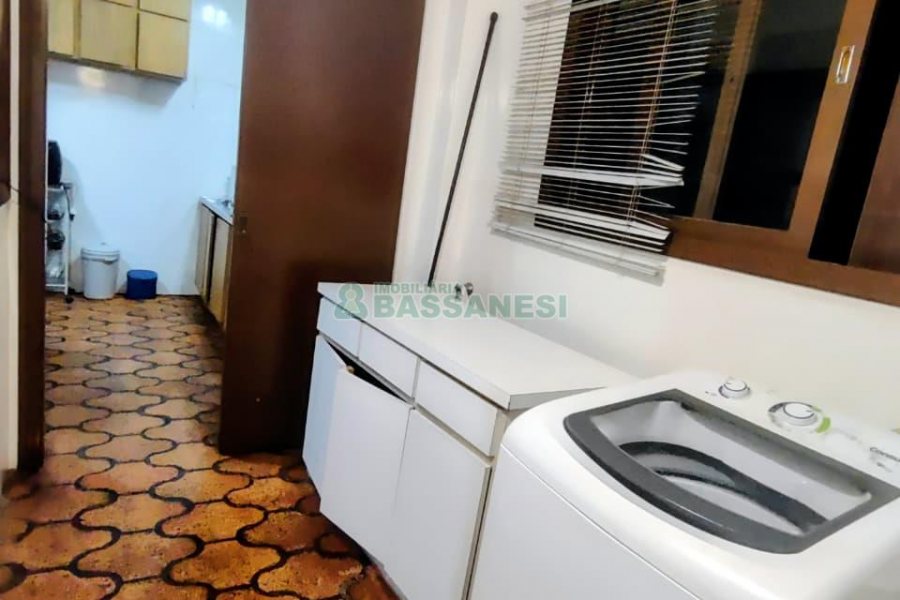 Apto/Cobertura com 116m², 3 dormitórios, 2 vagas, no bairro Centro em Caxias do Sul para Comprar