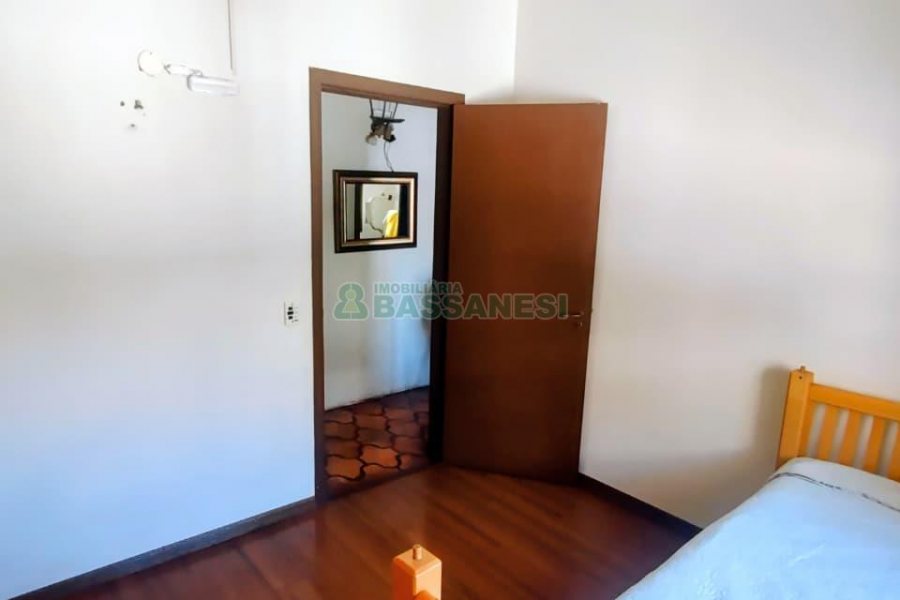 Apto/Cobertura com 116m², 3 dormitórios, 2 vagas, no bairro Centro em Caxias do Sul para Comprar