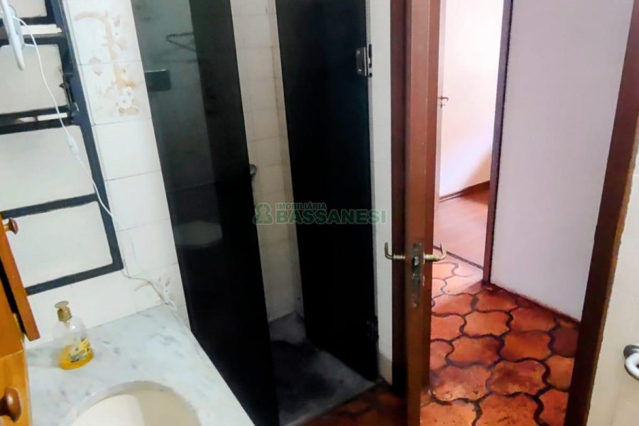 Apto/Cobertura com 116m², 3 dormitórios, 2 vagas, no bairro Centro em Caxias do Sul para Comprar