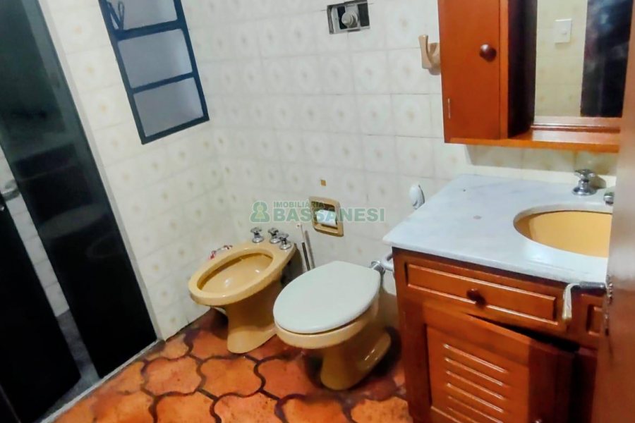 Apto/Cobertura com 116m², 3 dormitórios, 2 vagas, no bairro Centro em Caxias do Sul para Comprar