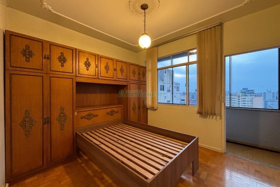 Apartamento com 110m², 3 dormitórios, no bairro Centro em Caxias do Sul para Alugar
