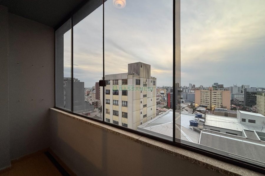 Apartamento com 110m², 3 dormitórios, no bairro Centro em Caxias do Sul para Alugar