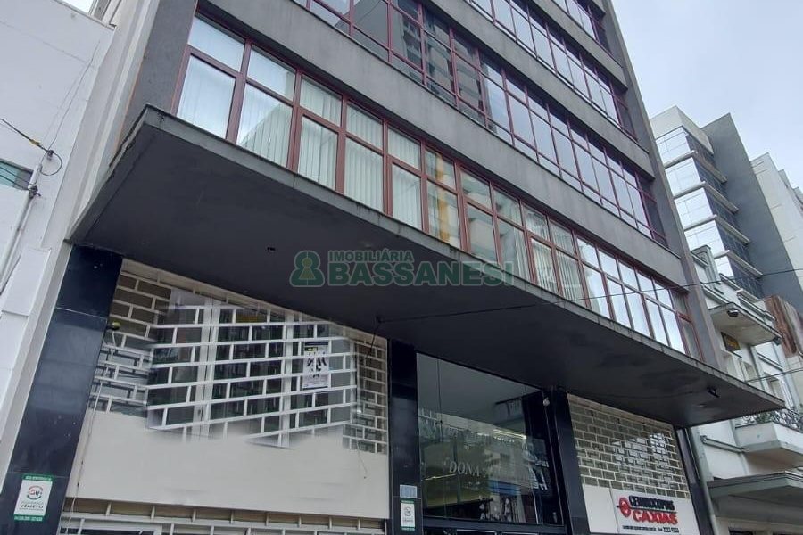 Sala com 45m², no bairro Centro em Caxias do Sul para Alugar
