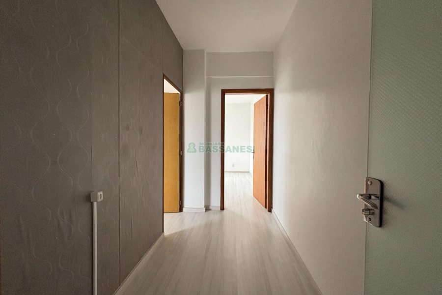 Sala com 45m², no bairro Centro em Caxias do Sul para Alugar